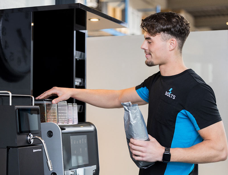 Word ook Operator bij Bolts